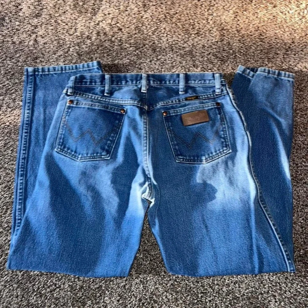 Wrangler blue jeans, Size 32x30